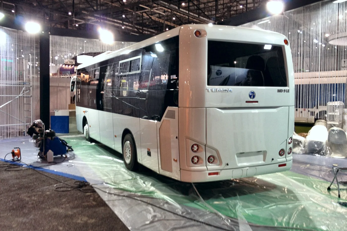 Nettoyage d’un autocar en dépôt