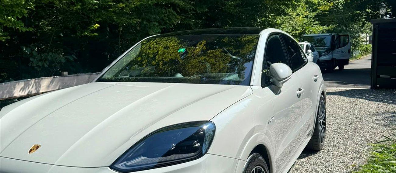 SUV nettoyé au domicile du client